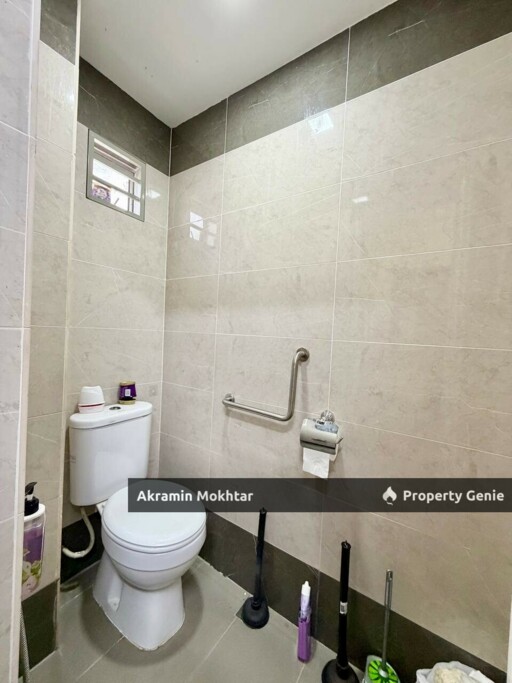 END LOT & FULLY RENOVATED | 3 Storey Terrace Taman Seraya Ampang