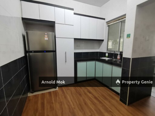 2 Storey Terrace House @ Lakeside Residency Bandar Seri Alam for Rent