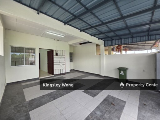 Botani Freehold Facing Field Single Storey Terrace House Renovated Unit