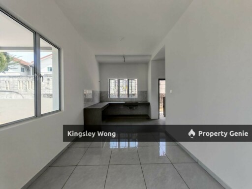 Bercham Brand New Double Storey House Free SPA Near Bercham Main Street