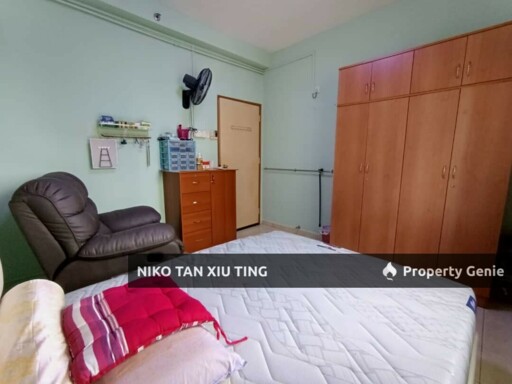 Prima Regency Apartment Renovated Facing Swimming Pool Plentong Masai