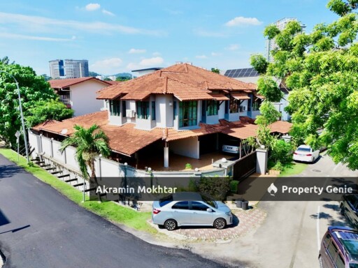 Freehold & Partially Furnished | Double Storey Bungalow [CORNER] Jalan Kent Kampung Datuk Keramat KL