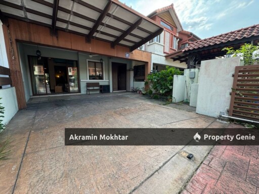 Freehold | Double Storey Superlink at Lagenda 2, Bukit Jelutong, Shah Alam