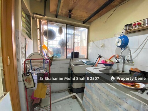 APARTMENT SRI MENANTI SRI DAMANSARA PJ SELANGOR