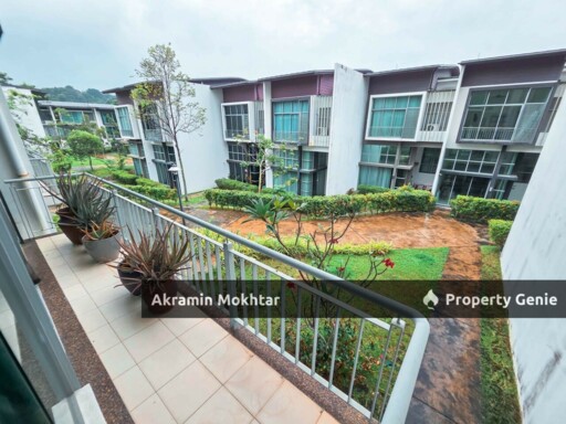 Freehold | 3Storey Schumann Symphony Hills Cyberjaya