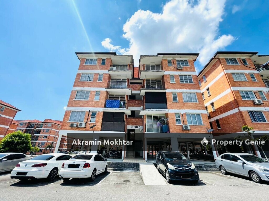 RENOVATED & 2 PARKING | PANGSAPURI ALAM BUDIMAN SEKSYEN U10 SHAH ALAM