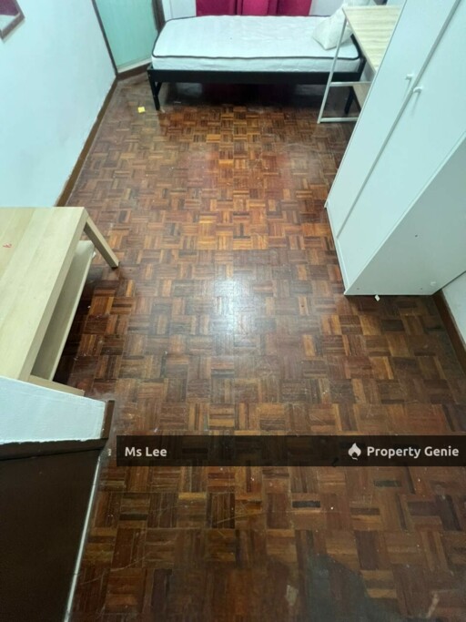Male Room RM 350-End Lot 2 Storey house-Taman Sentosa @ Klang-Ready Now
