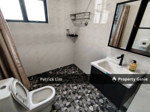Costa Mahkota 2-Bedroom Unit For Rent