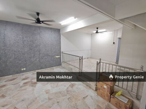 Freehold & Renovated | Double Storey Terrace (Intermediate)  Desa 12, Bandar Country Homes, Rawang, Selangor.