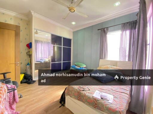 [CORNER LOT] 3 Storey Semi-Detached House, Laman Seri, Seksyen 13 Shah Alam.