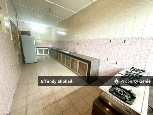 SHAH ALAM SEKSYEN 9 SEMI D