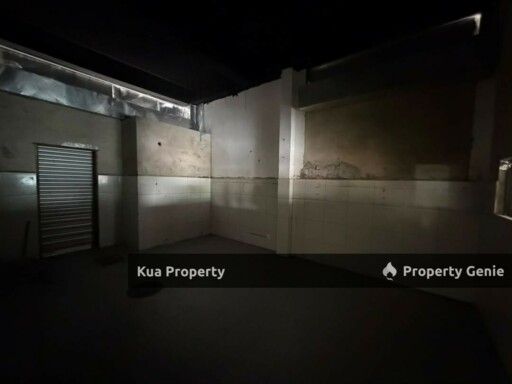 For Rent! Ground Floor Corner Shoplot at Metrocity, Matang