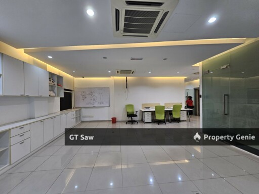 Sri Petaling Office near to Mall