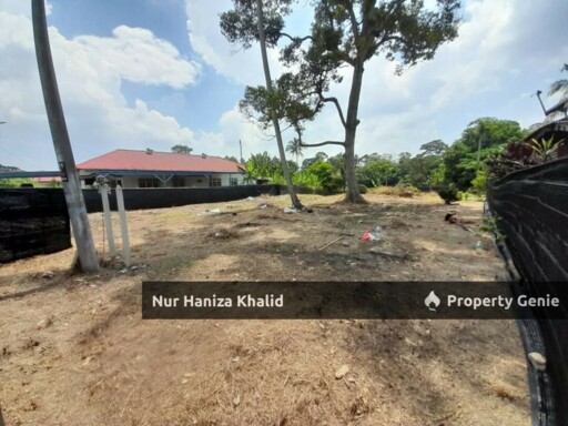 Tanah Dusun Lenggeng Negeri Sembilan