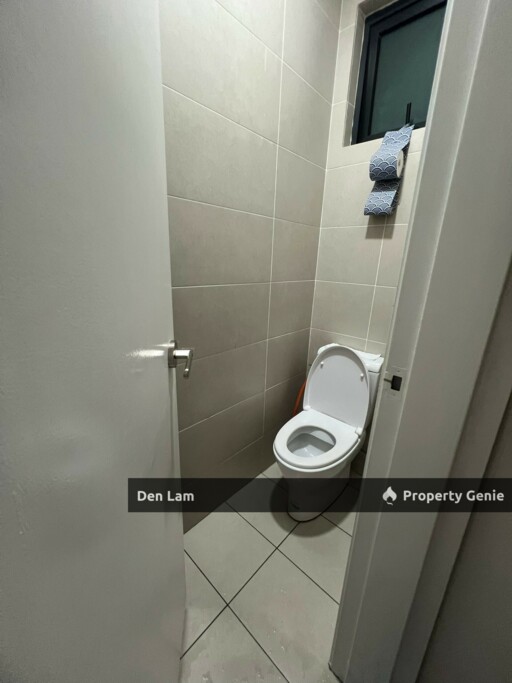 H2O Residences Ara Damansara 95% Furnished for sale !!