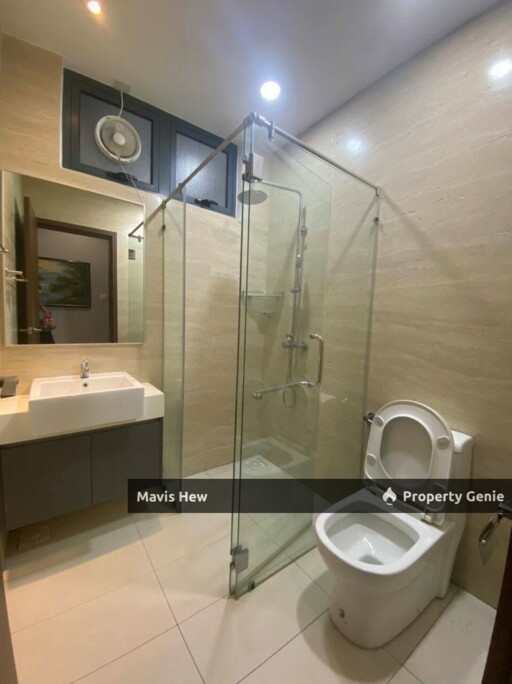 For Rent, Crescent Bay Suites @Bayu Puteri, Near Ciq, Fully Furnished
