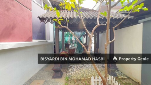 2 Unit Sekali Side By Side 1 Owner Renovated 1.5 Storey Bungalow Taman Senawang Perdana, Senawang.