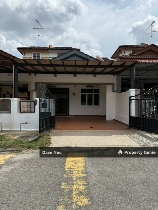 Taman Setia Indah 8 • 1-Storey House • 3Beds 2Baths • Partial Furnished • Gated Guarded