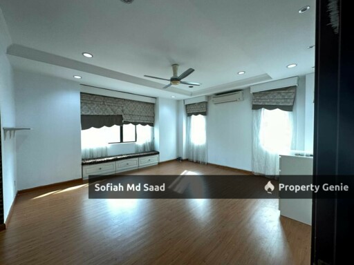 2 1/2 Storey Semi D at Mutiara Villa, Seksyen 8, Bandar Baru Bangi, Selangor