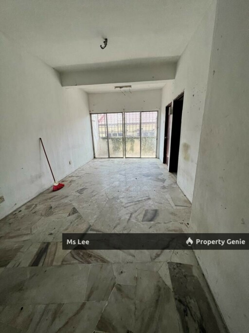 1st Floor Shop Apartment-Taman Sentosa,Klang-Sale Below Bank Value 15K