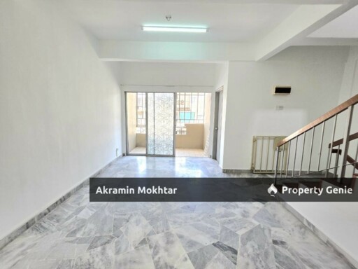 Duplex Townhouse Sri Mahligai , Seksyen 9, Shah Alam (Renovated)
