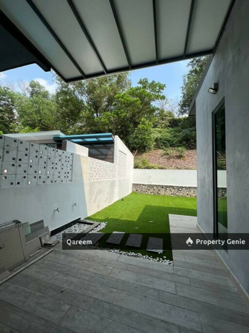 [Corner Lot] 3 Storey Semi D Taman Bukit Puchong. Puchong.