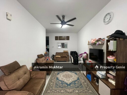 Freehold & Renovated | 1-Storey Terrace Taman Pinggiran Senawang.