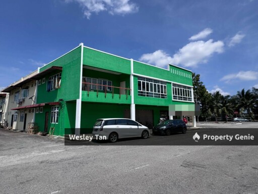 Bukit Piatu Mutiara Semabok 2 Storey Corner Shoplot Facing Main Road For Rent