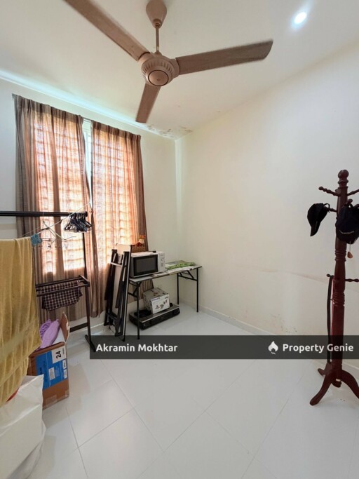 FREEHOLD, PARTIALLY FURNISHED & TANAH LUAS 107×80 | 1 Storey Bungalow, Mahkota Hills, Seksyen 18 Bandar Tasik Senangin, Lenggeng