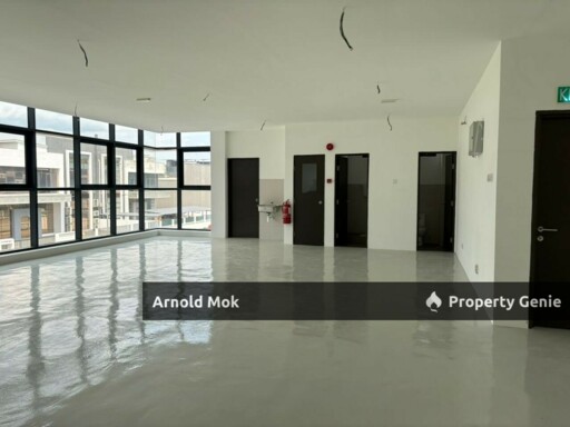 1.5 Storey Semi D Factory at Alam Jaya Business Park, Gelang Patah for Sale