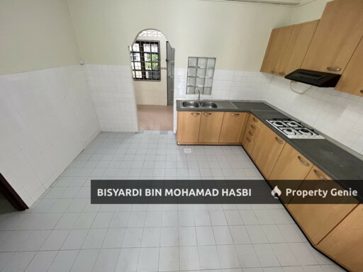 (FACING OPEN & PLAYGROUND) RENOVATED 2 STOREY TAMAN KAJANG MULIA, KAJANG .