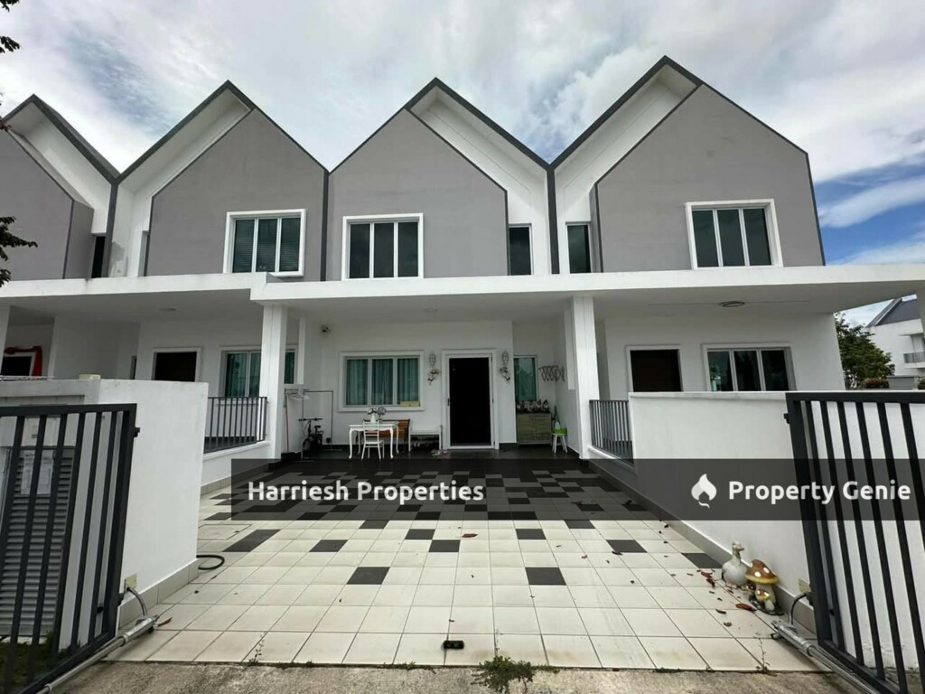 Eco Artisan Ebonylane, Double Storey Superlink Fully Furnished, Semenyih