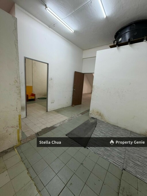 Taman Daya Jalan Sagu 5 Shoplot Ground Floor for Rent RM 2500 Nego