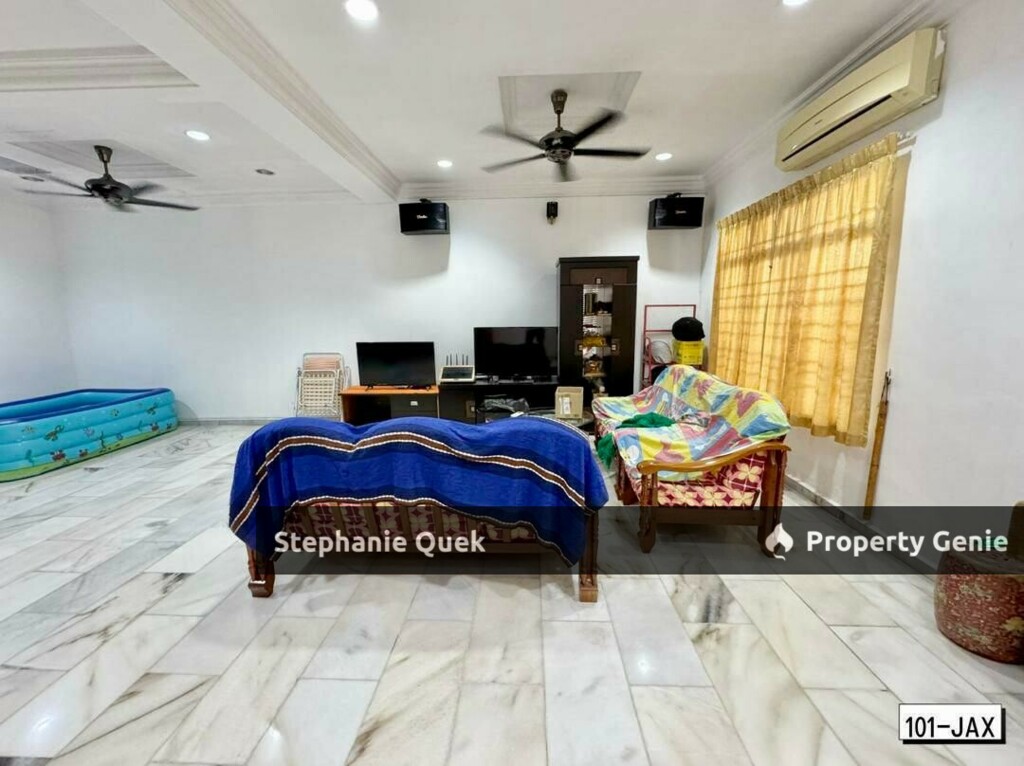 Batu Belah Klang 2 Storey Fully Reno & Extended Corner House For Sale