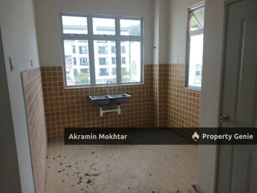FREEHOLD, CORNER & 2 PARKING | TOWNHOUSE BUKIT CITRA RESIDENSI, NILAI, NEGERI SEMBILAN