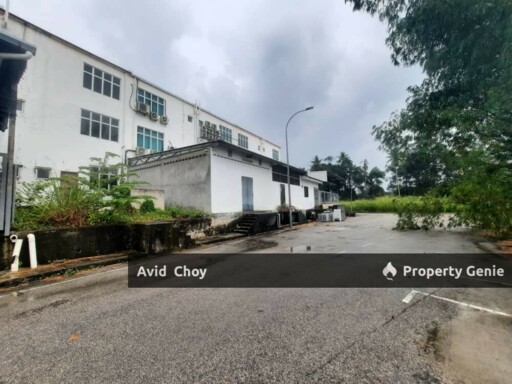 Taman Kangkar Jaya, Sungai Mati 3 Storey Shop for Sale Rm599,000