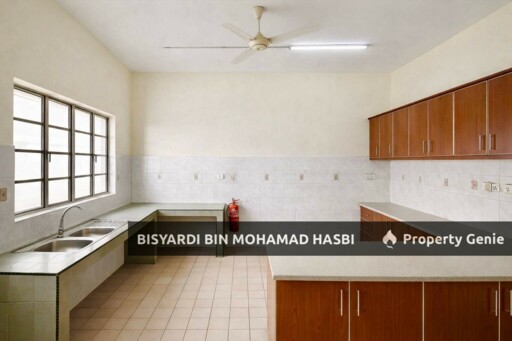 "Cheapest - Big Land" Facing Open Corner Lot Double Storey Semi Detached House Seksyen 9, Kota Damansara, Petaling Jaya.