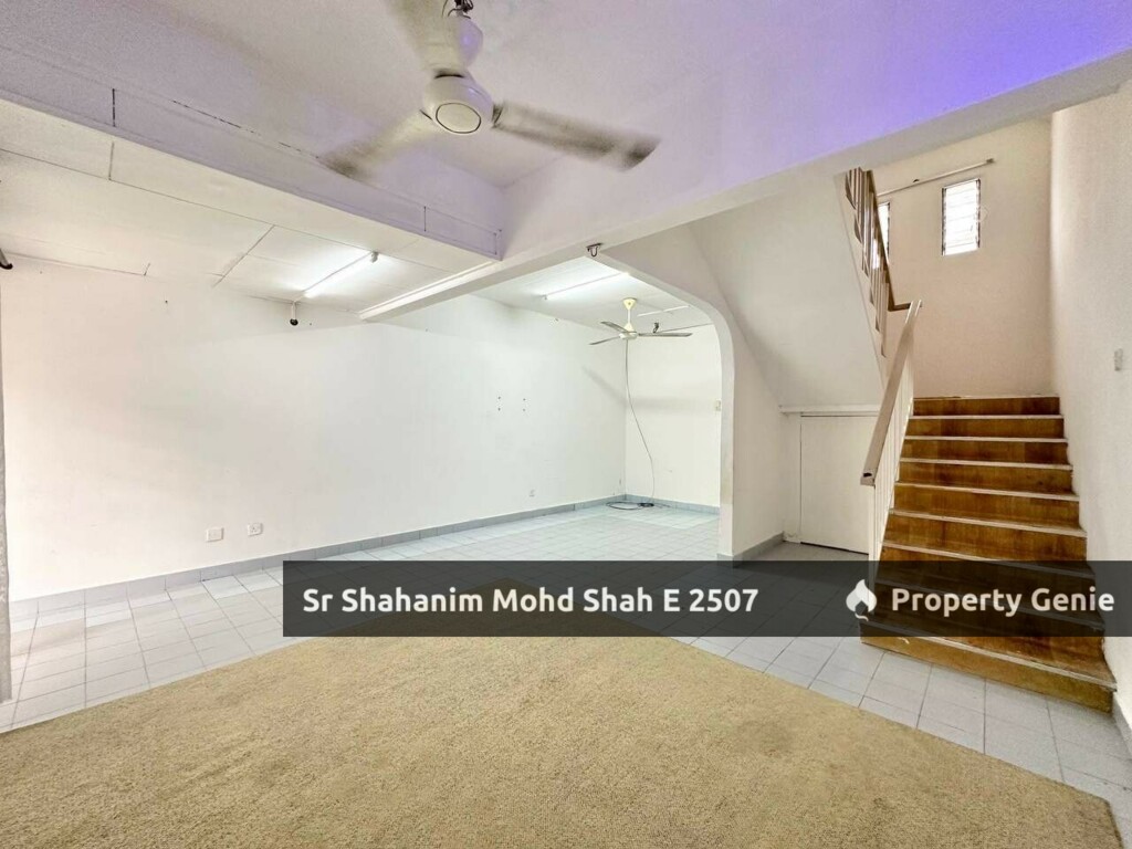 3 Storey Taman Dagang, Ampang.