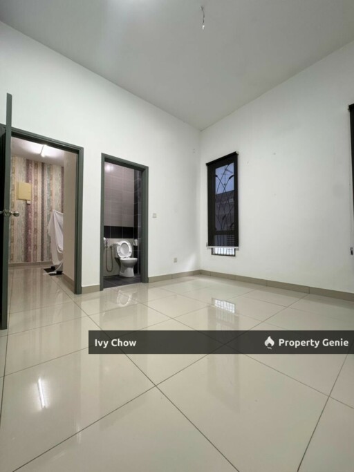 Taman Seri Austin Cluster house for rent