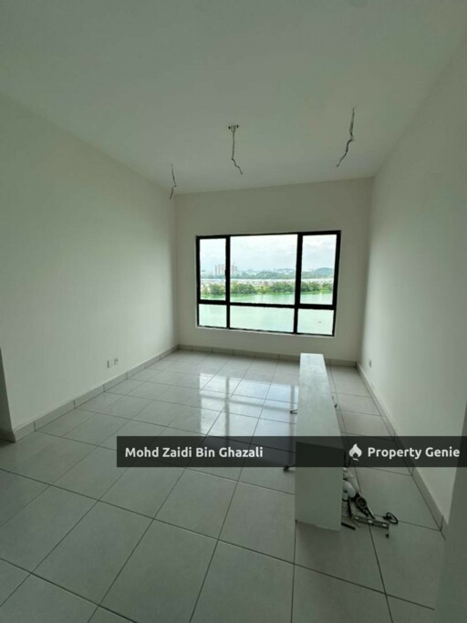 E'Island Lake Haven Service Apartment Putra Perdana