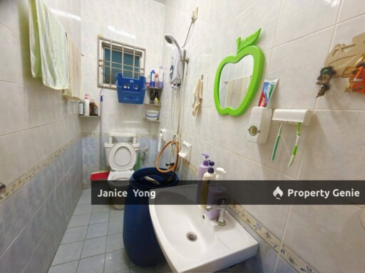 Taman Gaya Ulu Tiram