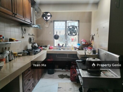 2 Storey House Desa 13 Bandar Country Homes Rawang For Sale [Renovated Unit /kitchen cabinet]