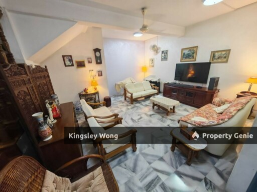 First Garden/ Silibin ,Ipoh Double Storey Terrace House Near Lahat Pengkalan Menglembu Simple Renovated For Sale
