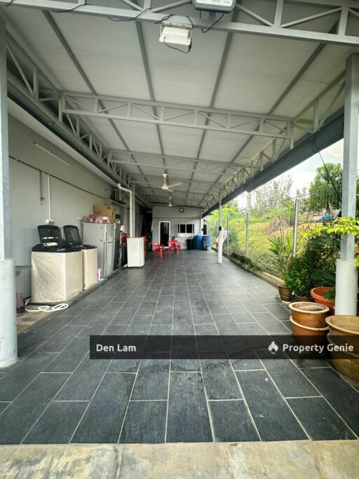 Kampung Tasik Permai 1sty Bungalow Corner for sale !!