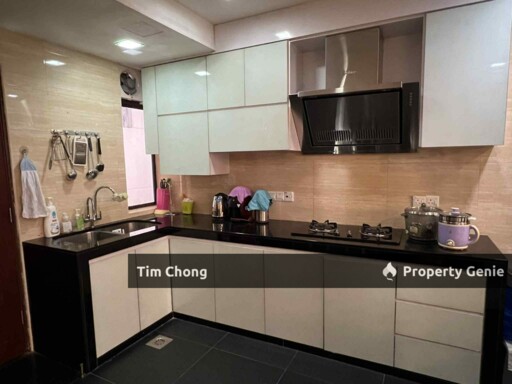 Aloha Tower Condominium