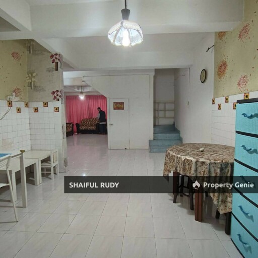 Want to Sell. 2 Storey Terrace House Endlot Taman Permata KL