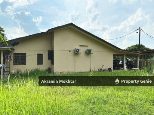 Single Storey Terrace Corner Taman Matang Jaya, Sungai Buloh.