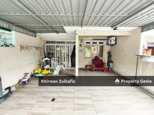 Jalan Teratai Facing Open near Public Bank Bukit Beruntung Double Storey For Sale