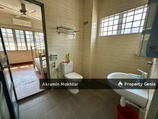Double Storey Semi-D Seksyen 9, Shah Alam
