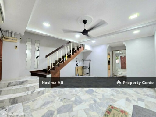 Facing Open 2 Storey Taman Kosas